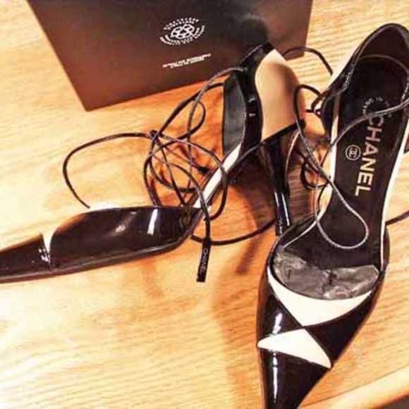 CHANEL GLADIATOR STILETTOS, Sz 7.5B, HEEL 3 inch, MADE ITALY, TAGS ON NEVER WORN - Picture 11 of 14